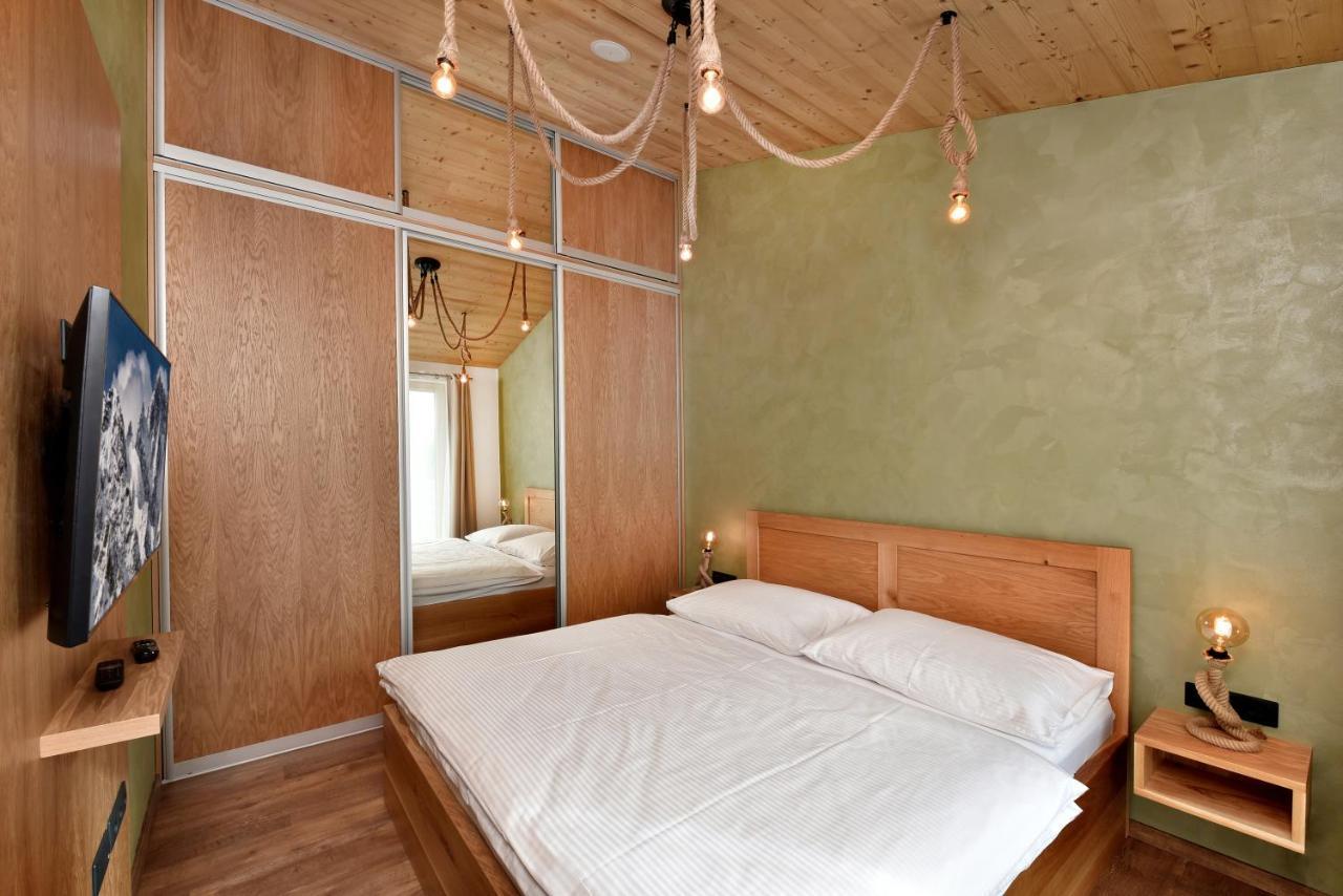 APLEND Hotel Ovruč Štrbské Pleso Buitenkant foto